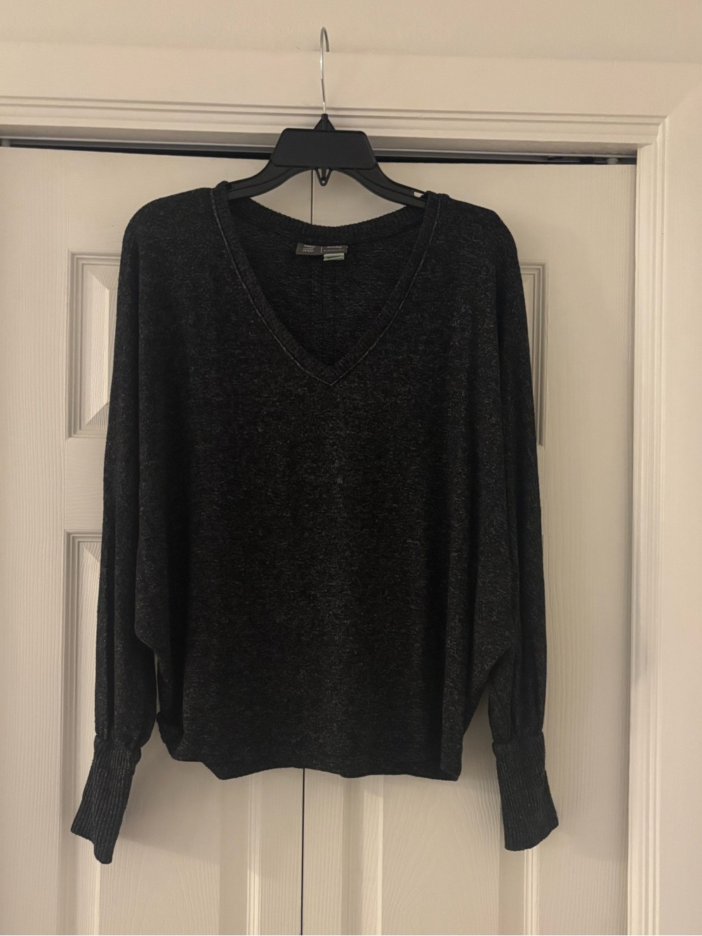 ANTHROPOLOGIE Charcoal Gray V-Neck Dolan Sleeve Sweater - Picture 3 of 12
